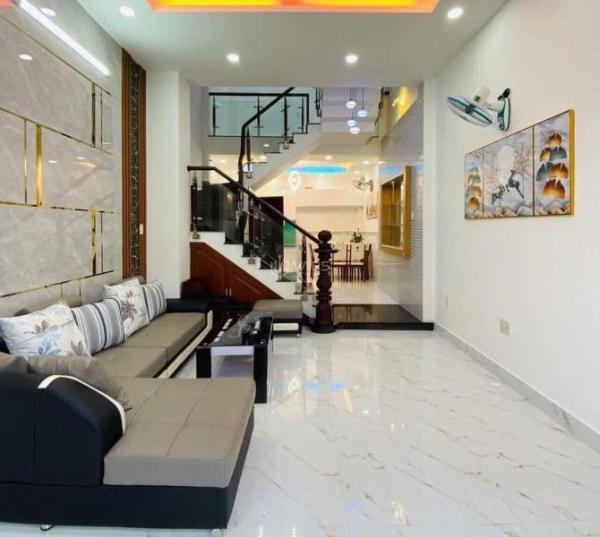 Bán nhanh nhà Phạm Văn Đồng, Thủ Đức. Giá: ☘ 2 tỷ 420tr, sổ hồng riêng, đường ô tô
