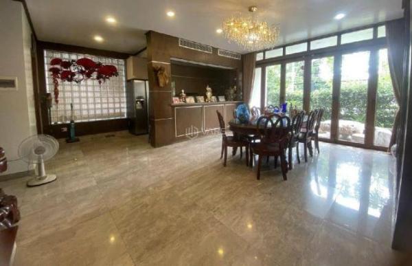Biệt thự SÂN VƯỜN phố Vip Nguyễn Sơn: 220m 4 tầng LÔ 👍 GÓC, ĐƯỜNG LỚN