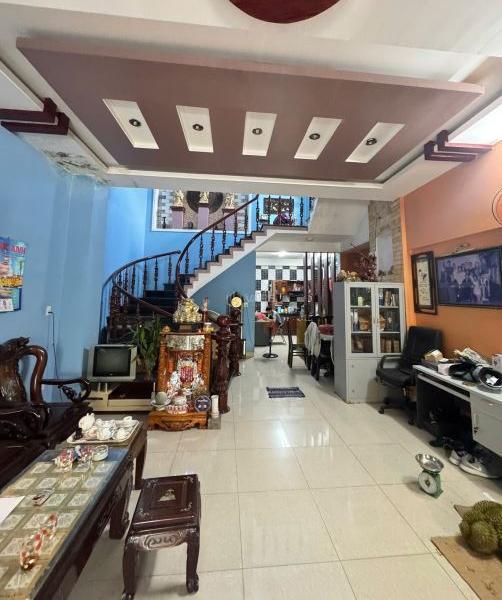 Cần bán Nhà mặt phố 104m²