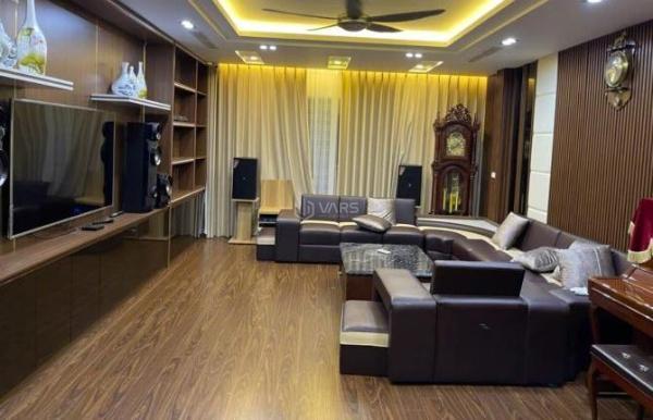 Lạc Long Quân 62m² mt 5m oto 🏠 tránh phân lô vip nhà đẹp chỉ 19.3 tỷ