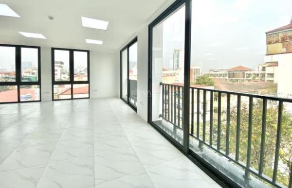Cho thuê văn phòng tại Thái Hà sàn 50m2 nhà vừa xây xong siêu 🏦 đẹp giá 9tr cực sốc