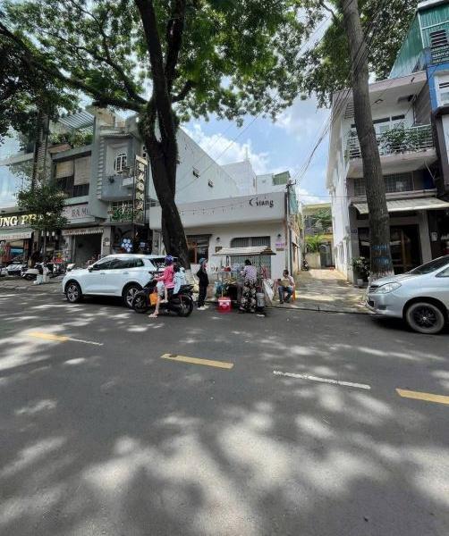 Cần bán Nhà mặt phố 217m²