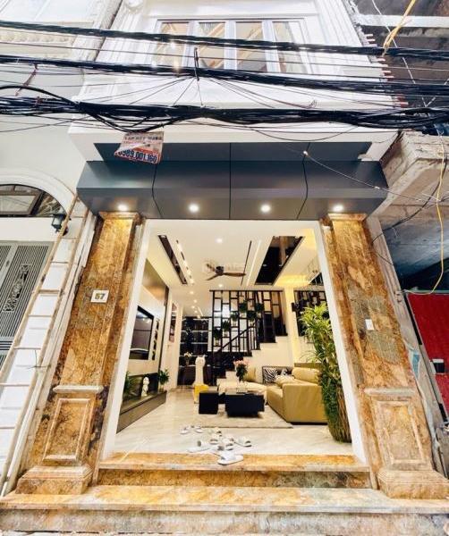Bán nhà ngõ 147 phố TÂN MAI. HOÀNG MAI. Ô tô đỗ cửa. 🏢 Thang máy. 38m. Hơn 9 tỷ.