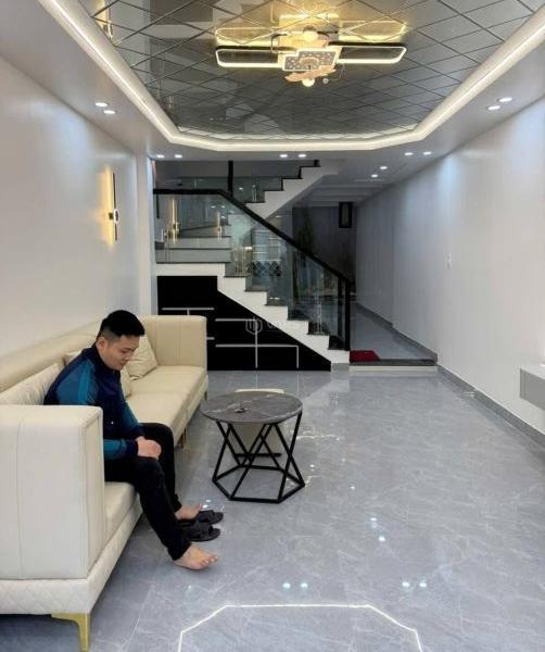 Chủ cần bán Nhà trong hẻm 67m²