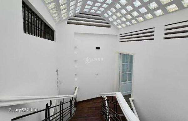 Cần bán Nhà mặt phố 50m²