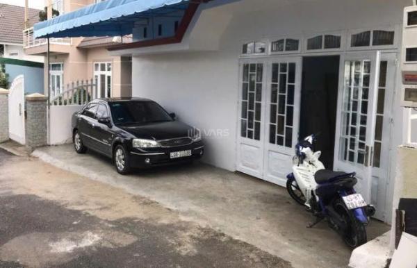 Cần bán Nhà trong hẻm 87m²