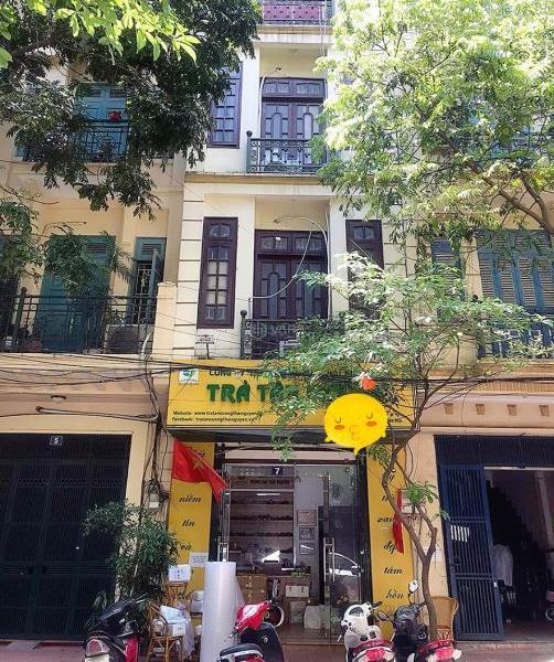 Cho 💥 thuê (CẢ NHÀ) nhà mặt ngõ Trung Kính.DT 40m,4 tầng,mt 4m,Giá 18tr/th.