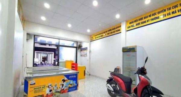 Bán Nhà mặt phố 97m²