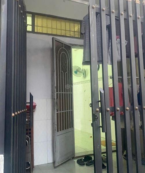 Bán Nhà Sổ Riêng gần 🏬 đường nguyễn du phường dĩ an 2 tỷ 300 triệu