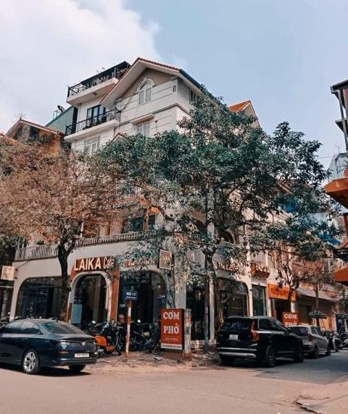 Chủ cho thuê Nhà mặt phố 500m²