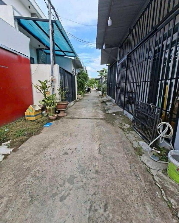 Bán Nhà trong hẻm 75m²