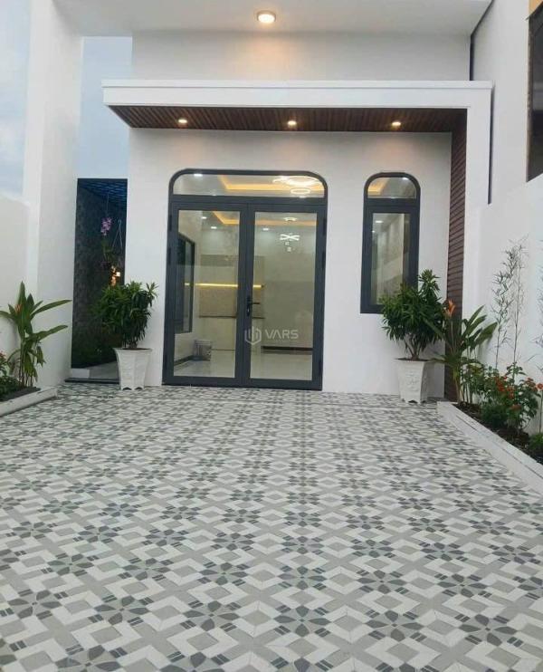 Chỉ có 350tr có ngay nhà cấp 🌊 4 sổ hồng riêng thổ cư toàn bộ