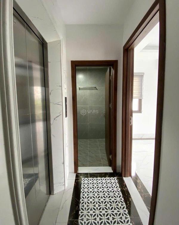 Nhà mặt phố kim 🏚️ mã vị trí vàng trung tâm 42m2 giá 32 tỷ