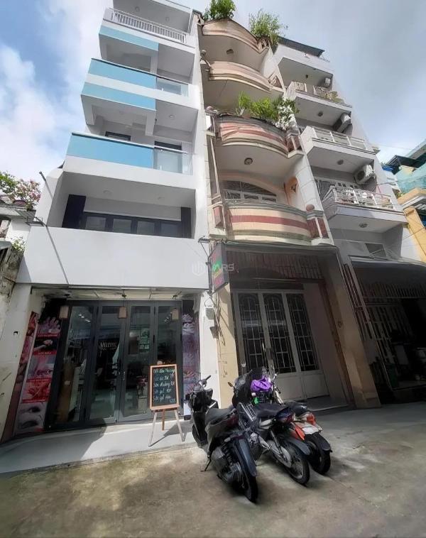 Cần bán Nhà trong hẻm 55m²