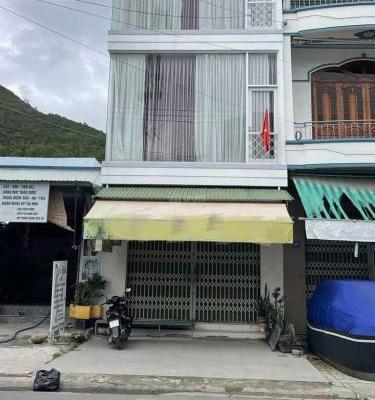 Bán nhà mặt tiền đường Tôn ☘ Đức Thắng - Hòn Rớ - Nha Trang Diện tích : 74,4m2 Giá :