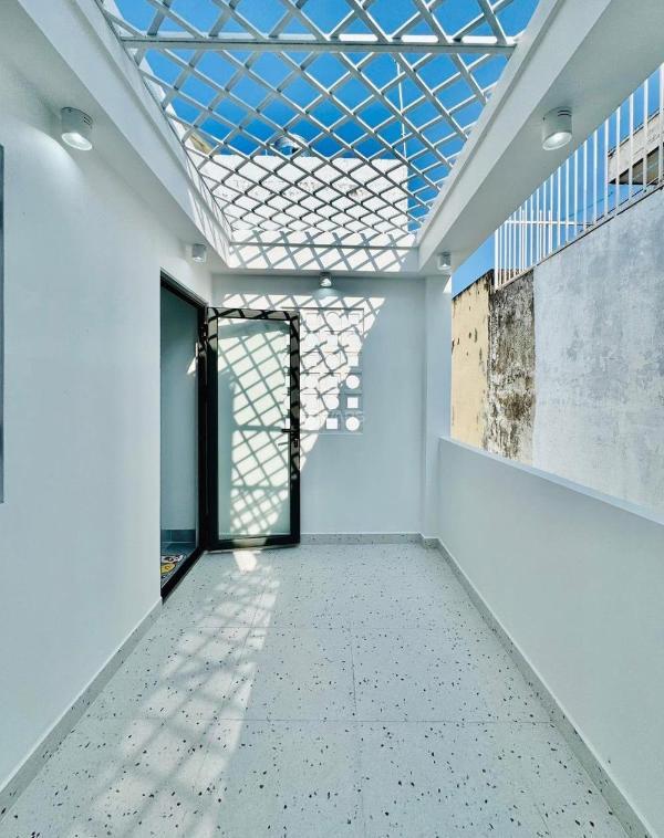 Cần bán Nhà mặt phố 150m²