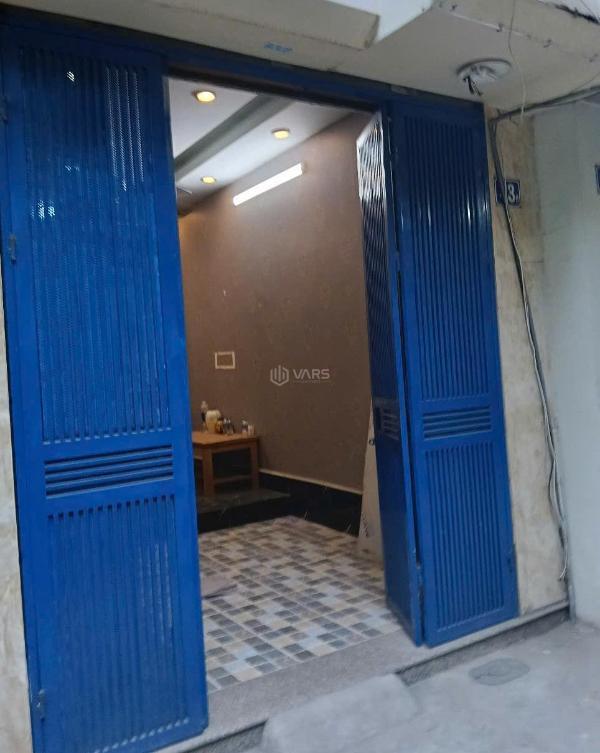 Bán gấp giá ☘ rẻ định cong 33m, 4 tầng, mặt tiền 4.5m, 2.35 tỷ hoàng mai.