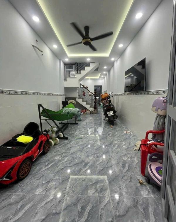 Nhà 🏦 mới rất đẹp 1 lầu đường ô tô liên xã thị trấn tân hiệp gần chợ hóc môn
