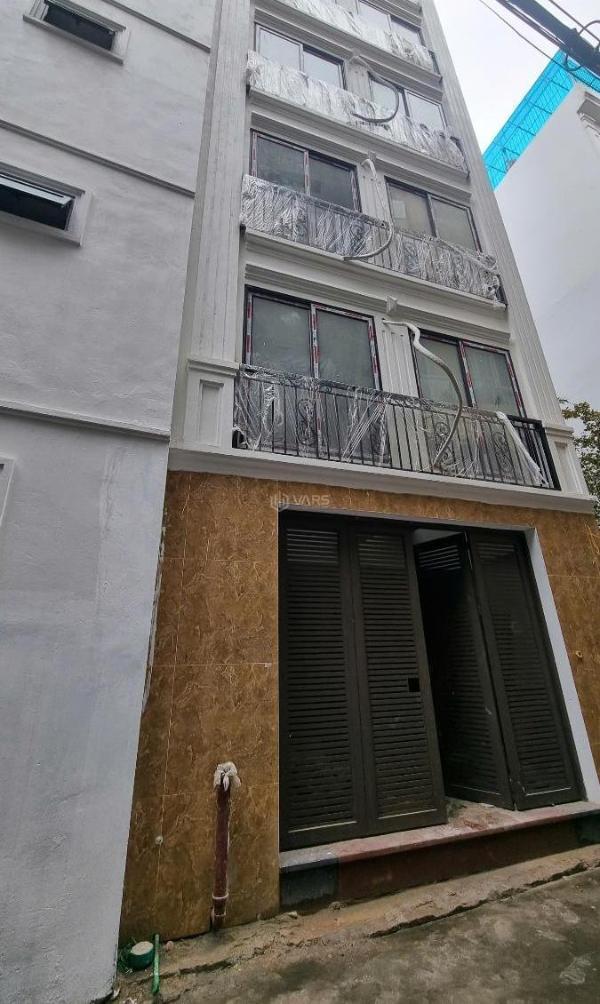 Cần bán Nhà trong hẻm 50m²