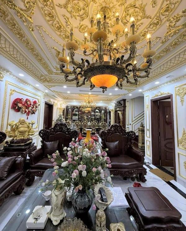 Cần bán Nhà mặt phố 200m²