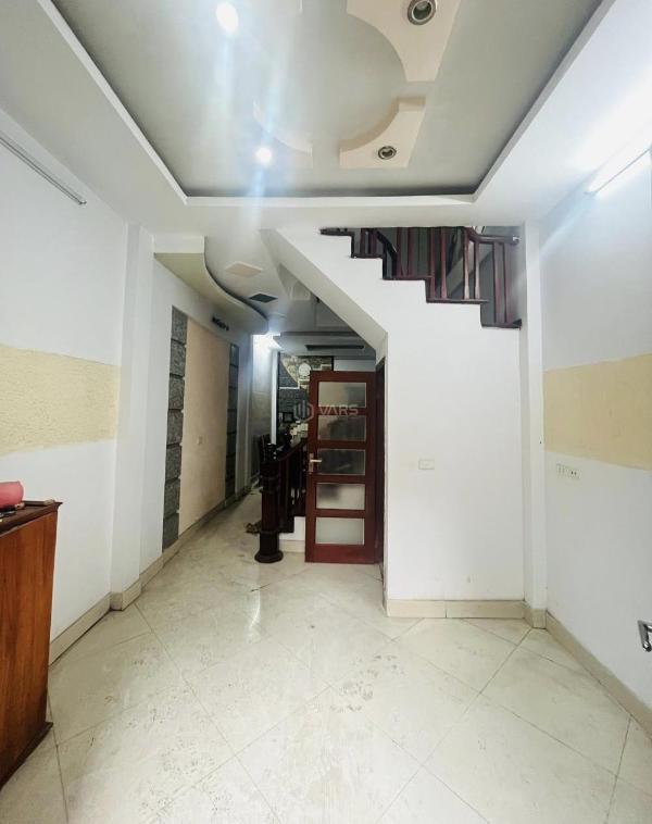Nhà yên hòa - phân lô 3 🏠 gác tránh- 2 nhà ra phố - ngõ thông kinh doanh
