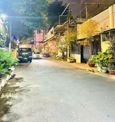 Chủ cần bán Nhà mặt phố 66m²