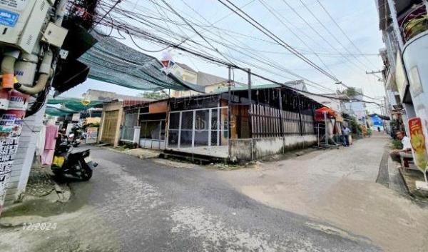 Chủ cần bán Nhà trong hẻm 193m²