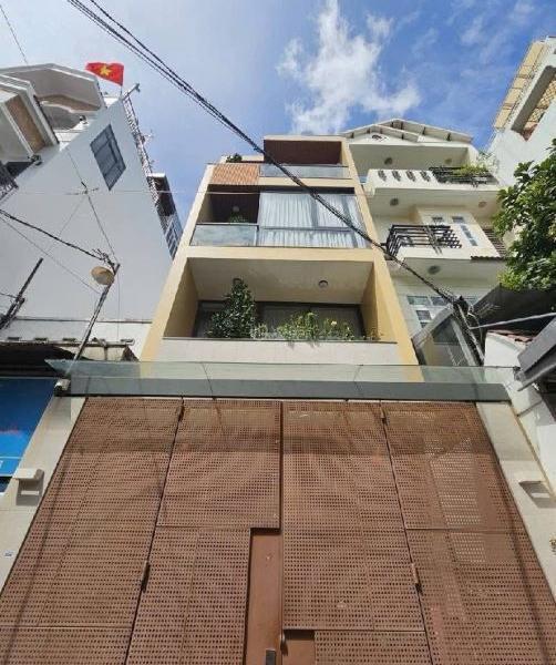 Chủ cần bán Nhà mặt phố 135m²
