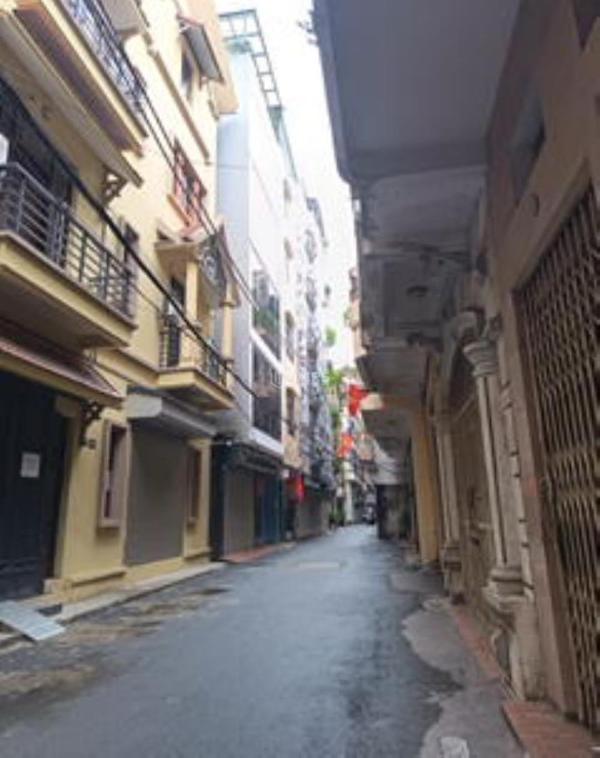 Bán Nhà mặt phố 55m²