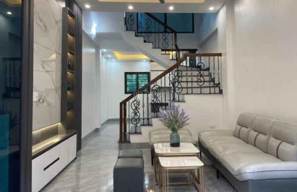 Cần bán Nhà trong hẻm 40m²