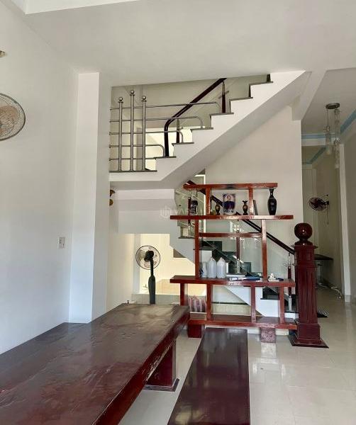 Chủ cho thuê Nhà trong hẻm 64m²