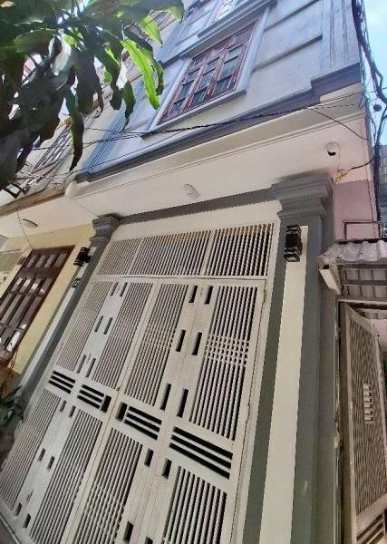 Bán Nhà trong hẻm 67m²