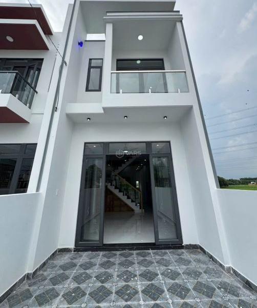 Chủ cần bán Nhà mặt phố 100m²