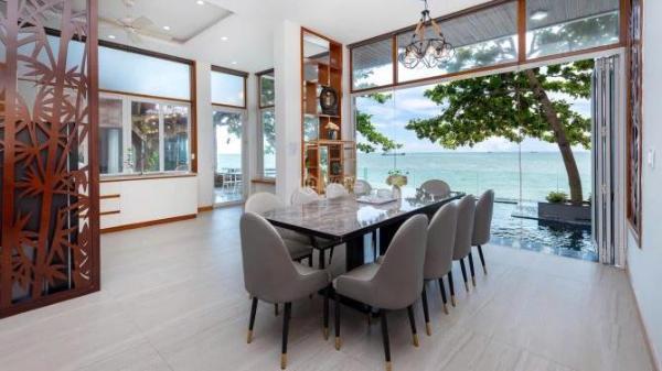 BÁN BIỆT THỰ ĐƯỜNG TRẦN PHÚ CÓ 🏡 BÃI BIỂN RIÊNG VỊ TRÍ CỰC ĐẸP DIỆN TÍCH 200m²
