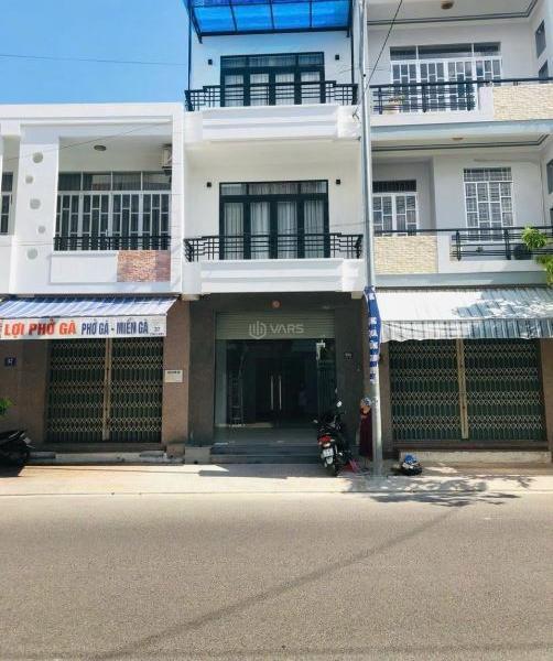 Cần bán nhà 3 tầng 🔥 mới 100% mặt tiền đường kinh doanh Cửu Long giá 15 tỷ 800