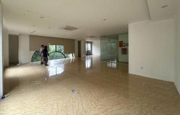 Chủ cho thuê Văn phòng, toà nhà văn phòng 120m²