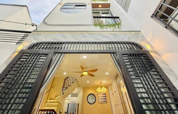 VK CK Chú 3 cần tiền gấp cần bán nhà đường Mai Thị Lựu,Quận 🌊 1. Giá 6tỷ350.Sổ hồng riêng.