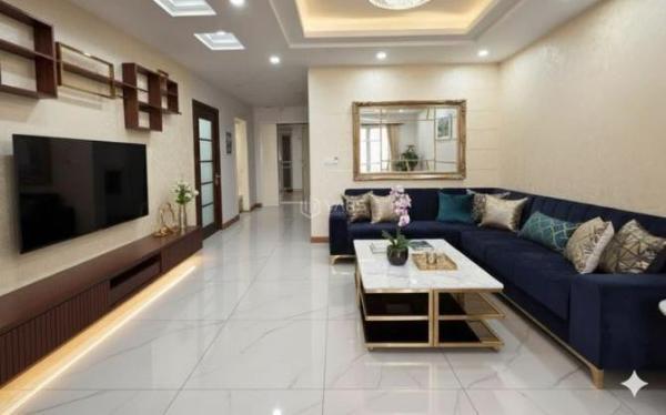 Cần bán Căn hộ chung cư 102m²
