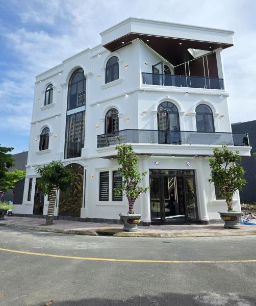 6Tỷ800__73,2m2 🔥👉 Nhà Góc Hoàn Công, Đầy 🏣 Đủ Nội Thất__KDC gần Phan Đình Giót chỉ 200m