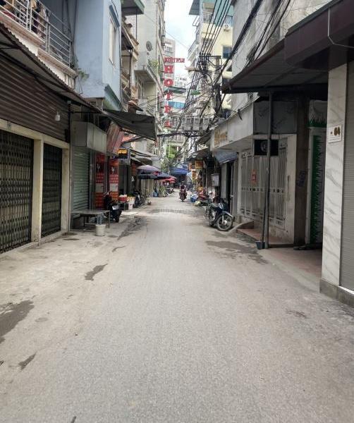 Cần bán Nhà mặt phố 80m²