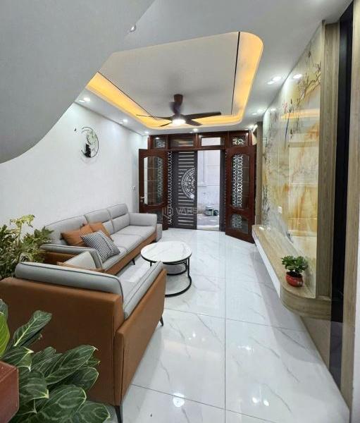 Ngõ Đại La- Ba gác 🔥 phi, gần phố- 37m- 7 tỷ 455