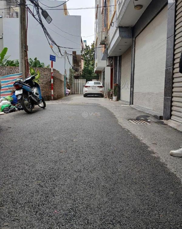 Bán nhà tây hồ 46m2 x 4 tầng, mt 4.2m, nhỉnh 11 tỷ - ngõ 🏦 thông ô tô tránh