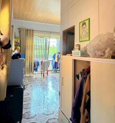 Chủ cần bán Nhà mặt phố 61m²
