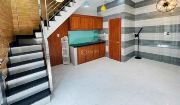 🌟 CHỈ HƠN 2 TỶ - NHÀ 2 TẦNG - HXH - 🏚️ AN NINH TỐT 🌟