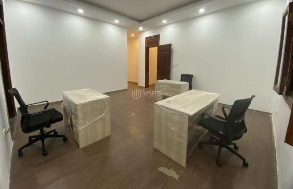 Cho thuê nguyên căn biệt thự lô góc Louis 🏬 City 235m giá 40 triệu/ tháng.