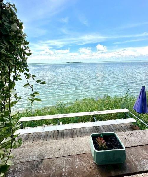 1500m2 đất view mặt hồ Trị An, 1 mặt hồ và 1 mặt đường bê tông lớn, ........Gia tân 🏣 1 thốn