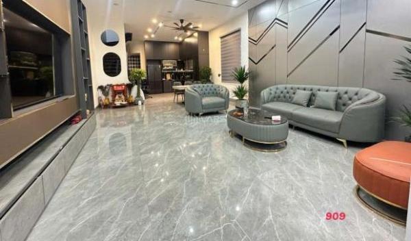Bán nhà mặt tiền đường Nguyễn Bá Học, 1 trệt 2 lầu 🏘️ sổ hồng 137m2 góc 2 mặt tiền giá 6.8 tỷ