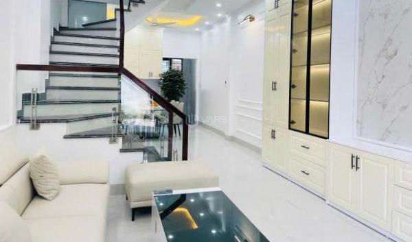 Bán Nhà trong hẻm 68m²