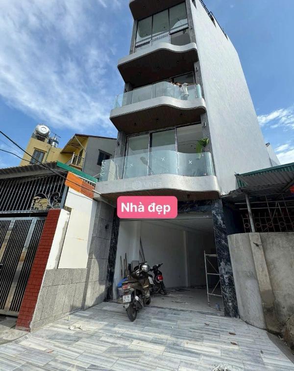 Bán nhà cự khối,long biên 7 tầng,57m,mt5.1m ☘ oto tránh nhỉnh 15 tỷ