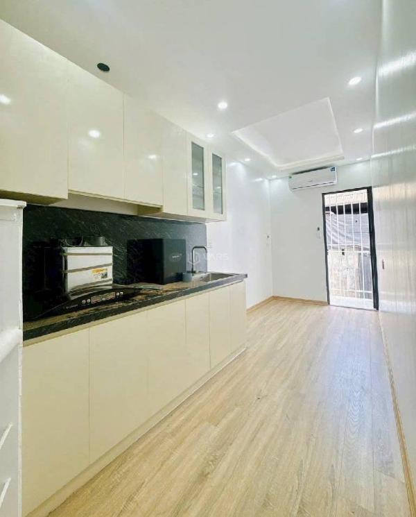 🔥 hơn 3 tỷ, nhà đẹp trường chinh, gần đại học 🏤 y hà nội, 5 tầng, 3 ngủ, full đồ
